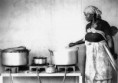/album/galeria-de-fotos/cozinheira01-jpg/